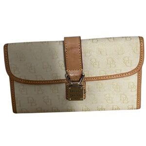 Dooney & Bourke Vintage Monogram Wallet